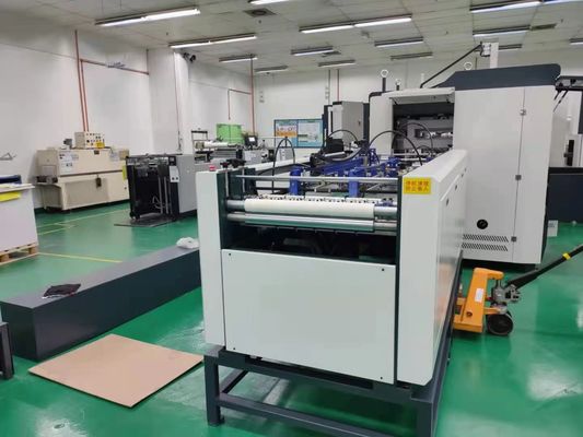 W500XL900mm Maszyna do produkcji etui na telefon komórkowy Maszyna do produkcji okładek mobilnych