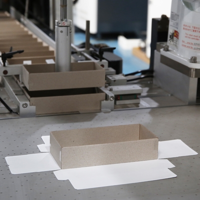 Maszyna do pakowania w sztywne pudełko Pudełko upominkowe, Kraft Cover Top Bottom Rigid Box & Luxury Making Machine