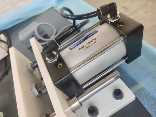 Automatyczna maszyna do prasowania pudeł 0,5kw / 220v Sztywna biżuteria Smart Phone