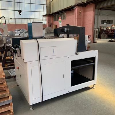 Maszyna do wklejania kleju do taśm narożnych Maszyna do produkcji sztywnych pudeł 920 kg