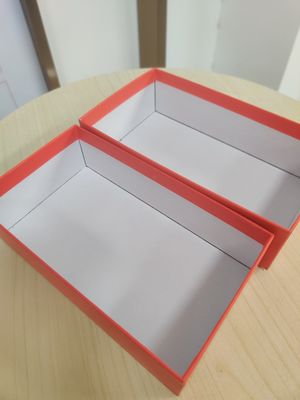 Automatyczna maszyna do klejenia papierowych pudełek Maszyna do prasowania małych pudełek