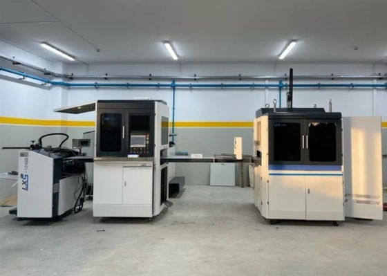 Maszyna do produkcji pudeł kartonowych o grubości 0,8 - 3 mm