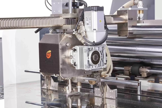 Inteligentna automatyczna maszyna do produkcji słodkich pudełek 2 - 40 sztuk / min